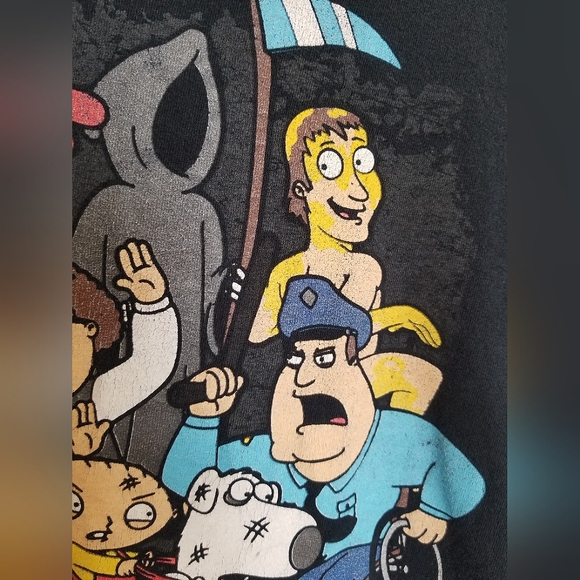 Vintage 2009 Fox Family Guy Characters T-shirt - Picture 5 of 10